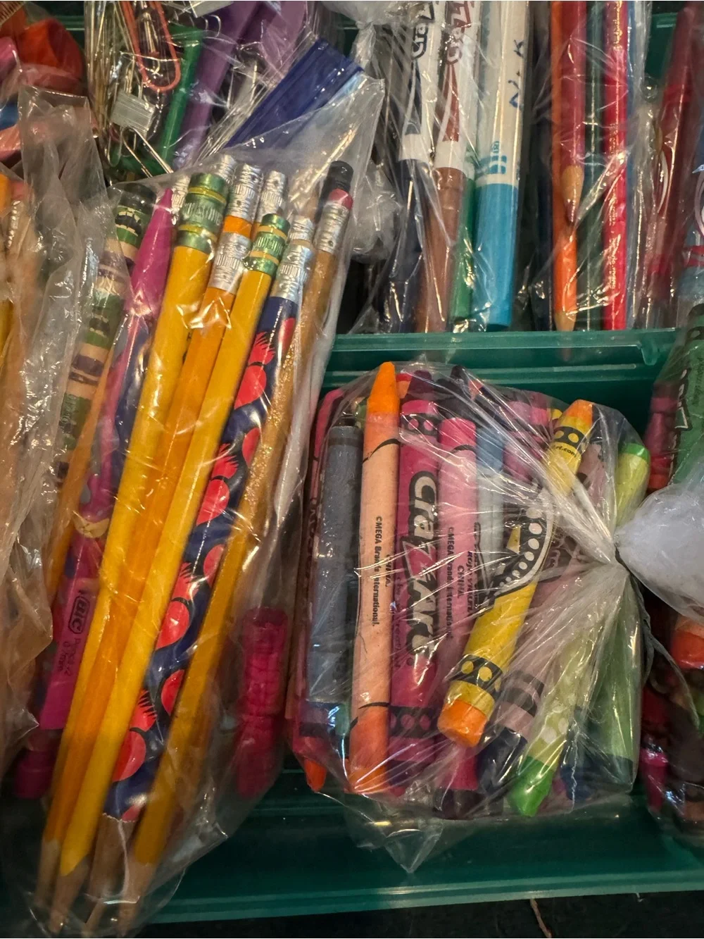 Kids Coloring and Writing Set — Assorted Colors